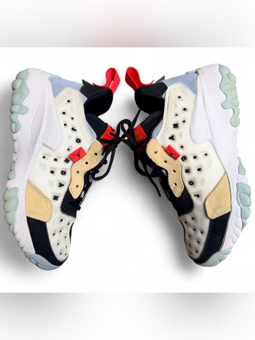 Jordan Kids Sneakers - White Black Red Tan